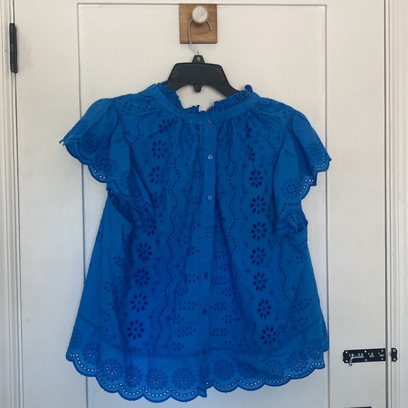 Jennifer & Grace Blue Eyelet Lace Style Top (XL But fits like S/M) - Picture 6 of 9
